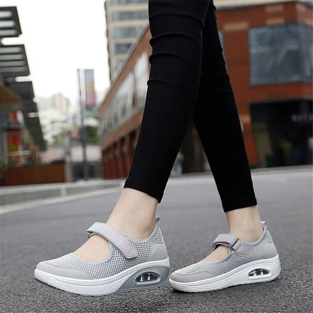 36-41 Demi-season Colored Snea - Wedding Supply Store Canada 评论和价格